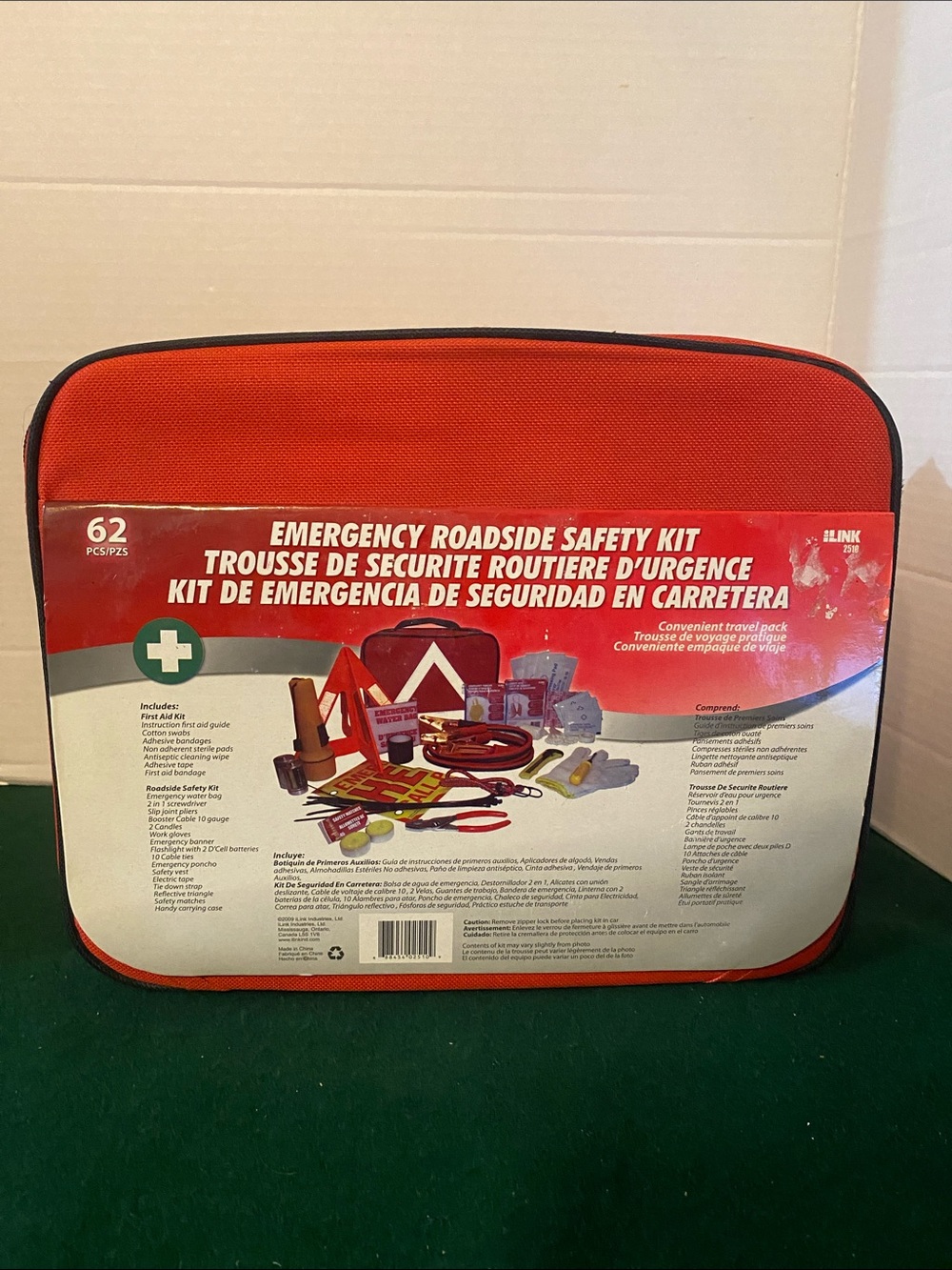 I link Emergency Roadside Safety Kit